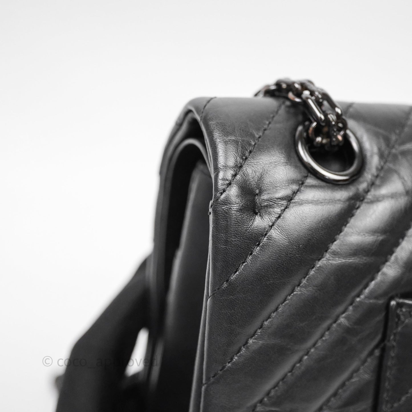 Chanel Reissue Medium 226 Chevron Aged Calfskin So Black
