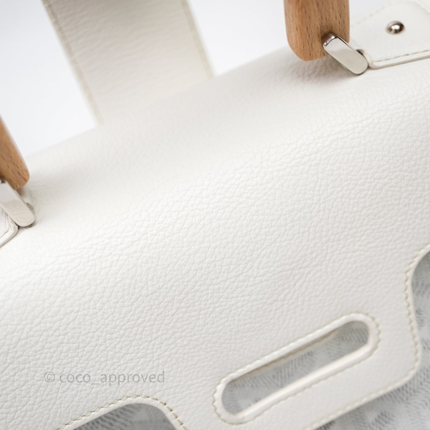 Goyard Saïgon Mini Bag Chevroches Calfskin White Silver Hardware