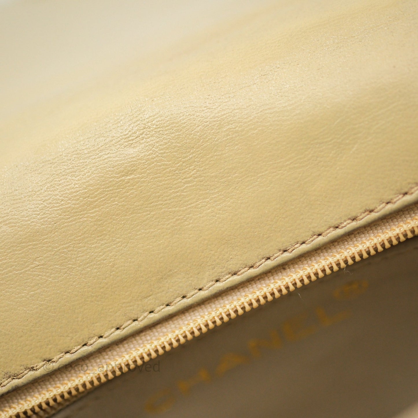 Chanel Vintage CC Flap Bag Beige Lambskin Gold Hardware