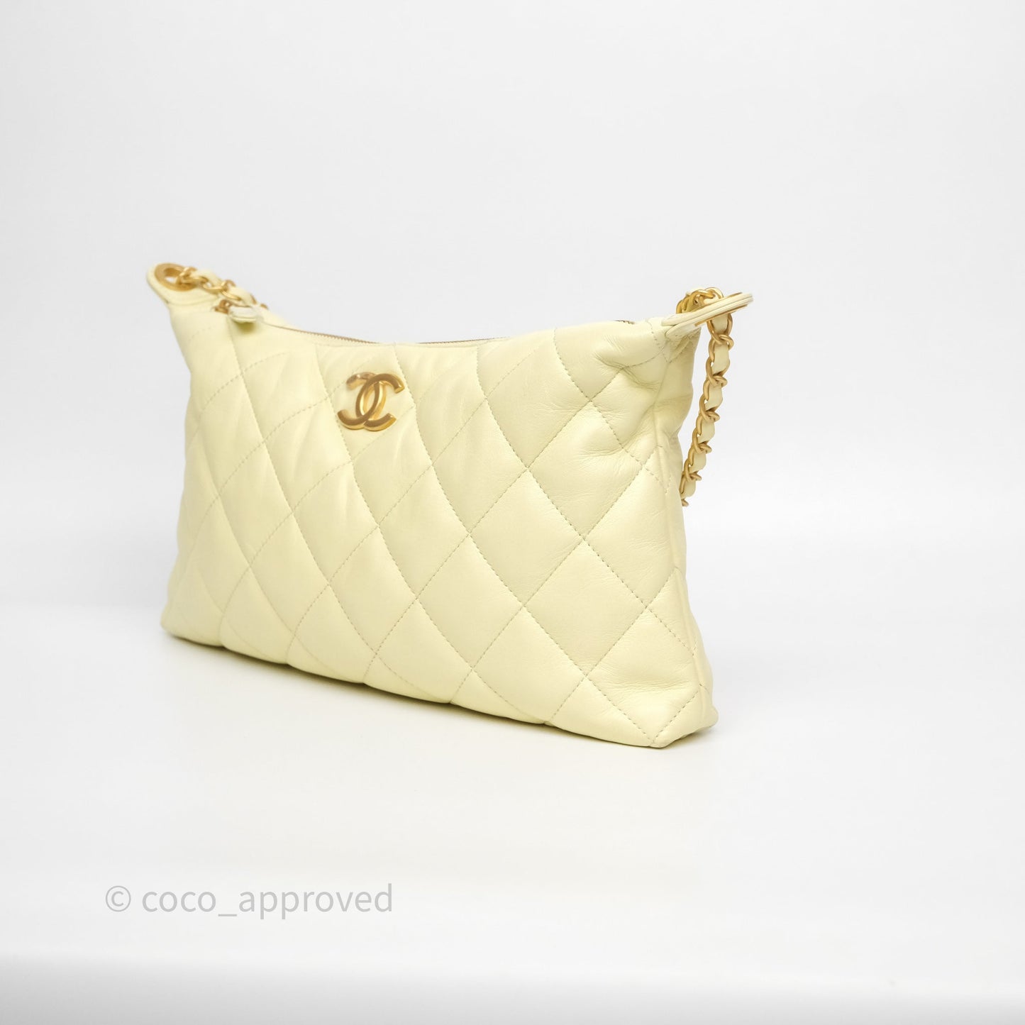 Chanel Large Hobo with Chain Light Yellow Lambskin Aged Gold Hardware 25S