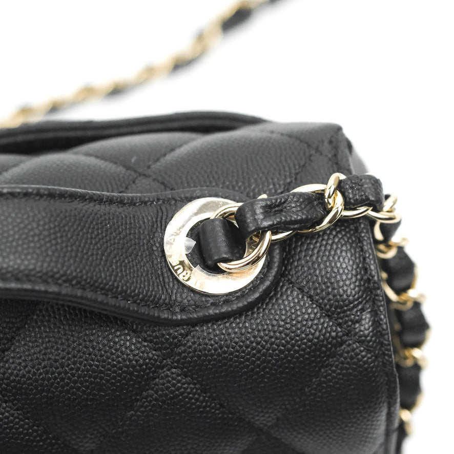 Chanel Quilted Medium Business Affinity Flap Black Caviar Gold Hardware