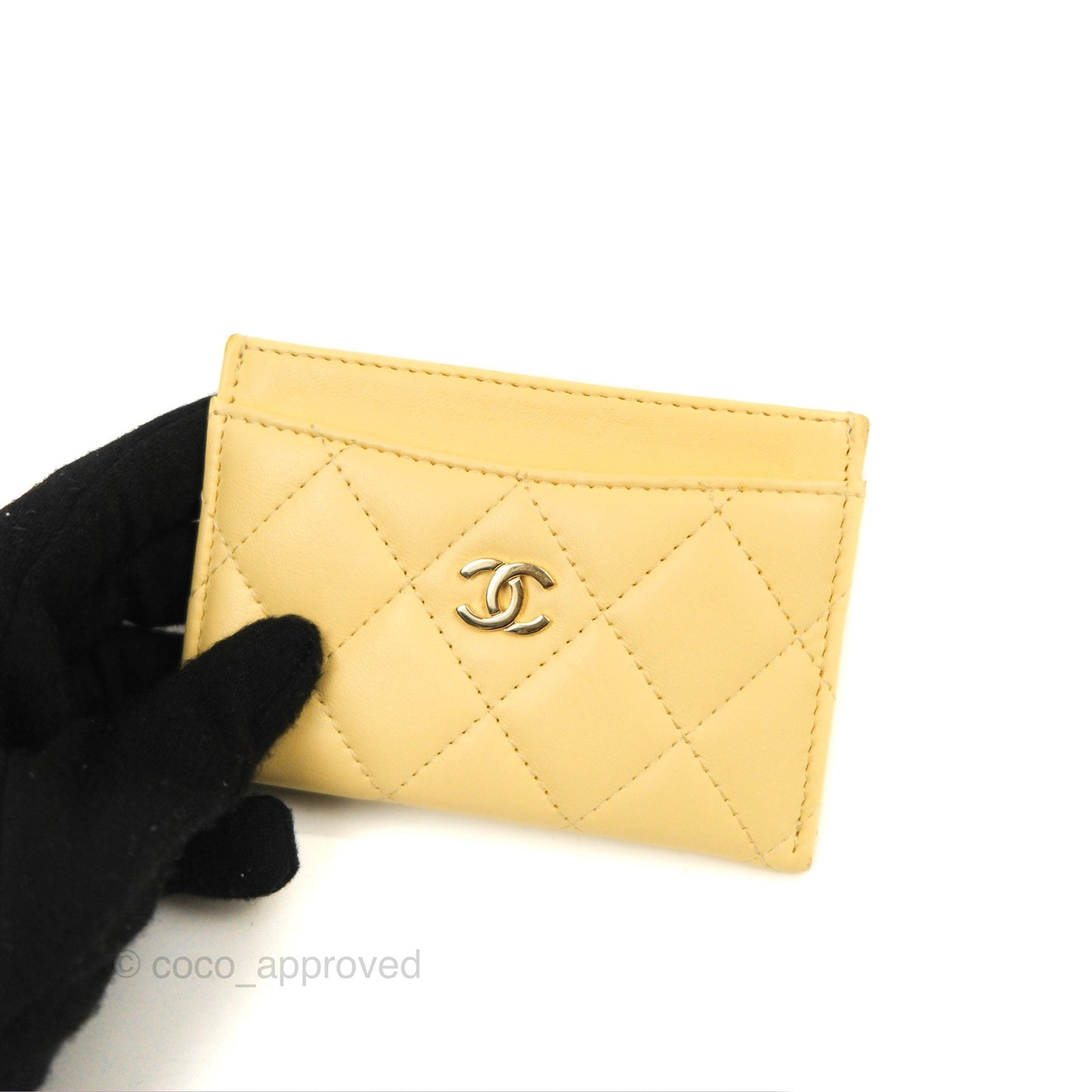 Chanel Classic Lambskin Flat Card Holder Yellow Gold Hardware