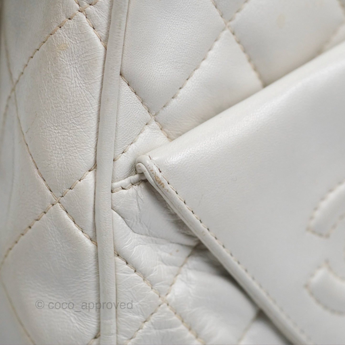 Chanel Vintage Small Camera Bag White Lambskin Gold Hardware