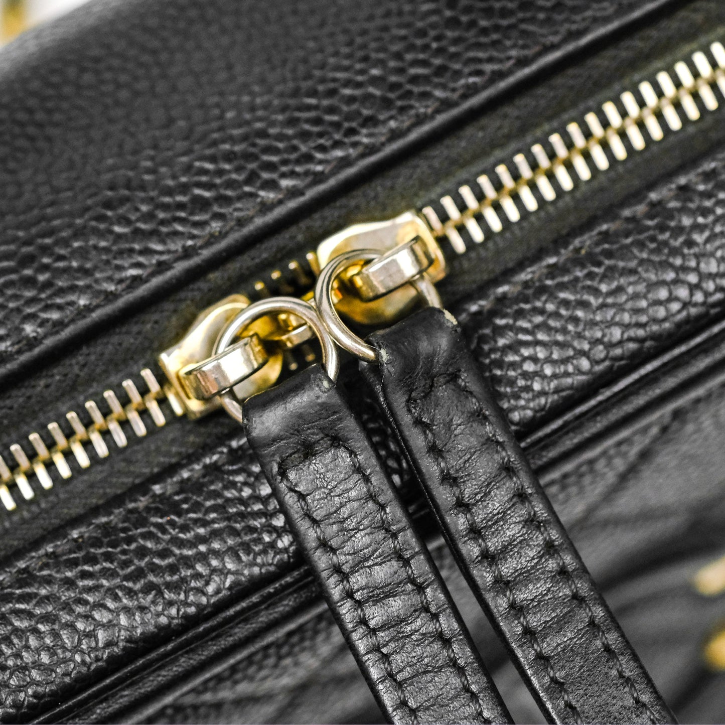 Chanel Quilted Medium CC Filigree Vanity Case Black Caviar Gold Hardware