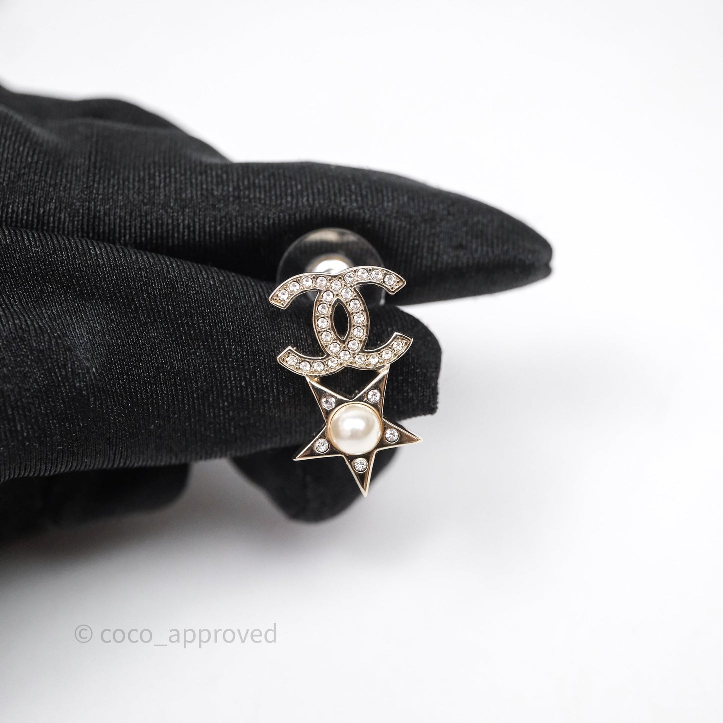 Chanel Crystal CC Star & Heart Pearl Earrings Gold Tone 19B