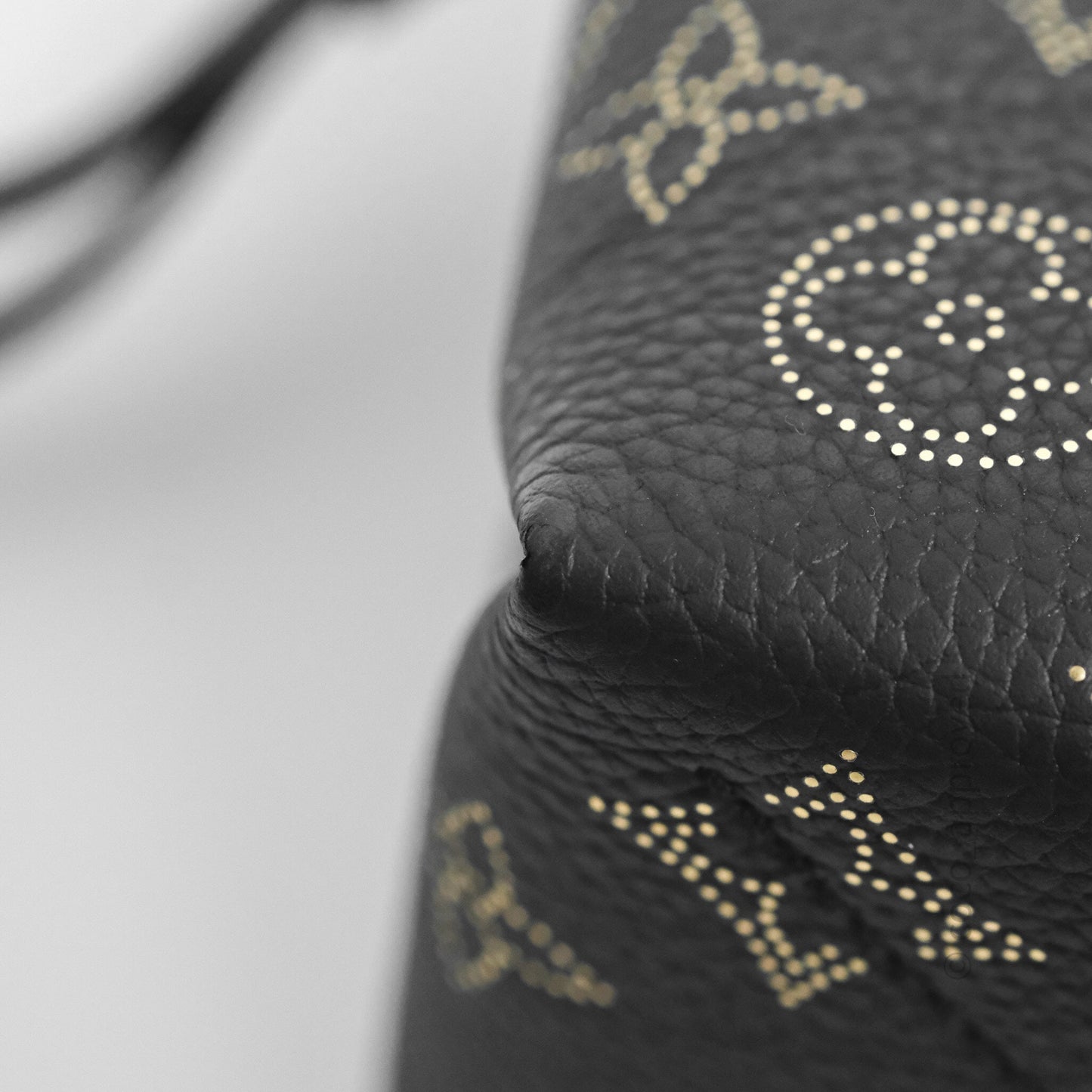 Louis Vuitton Pico Bella Mahina Black Gold