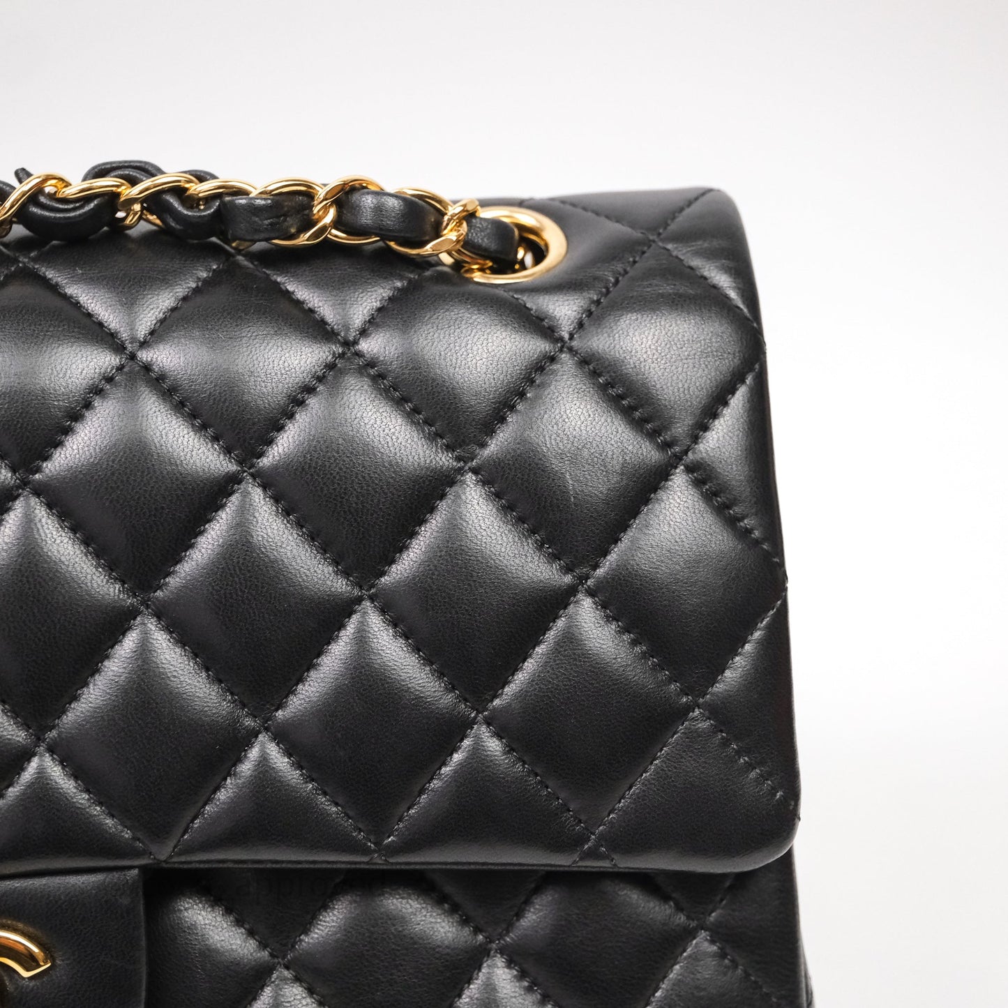 Chanel Classic M/L Medium Flap Quilted Black Lambskin Gold Hardware