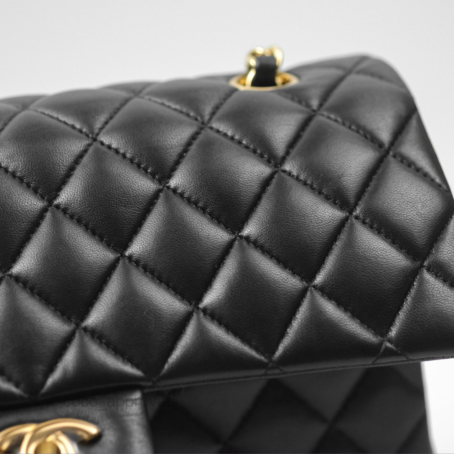 Chanel Classic M/L Medium Flap Quilted Black Lambskin Gold Hardware
