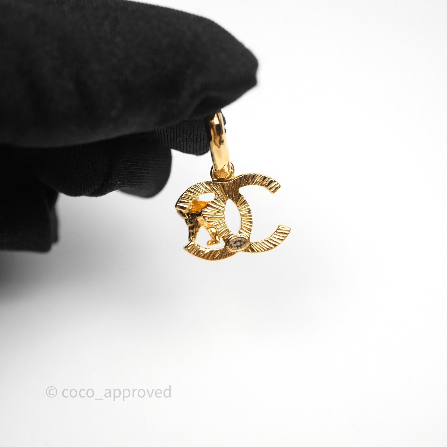 Chanel Lion CC Hoop Earrings Gold Tone 22A