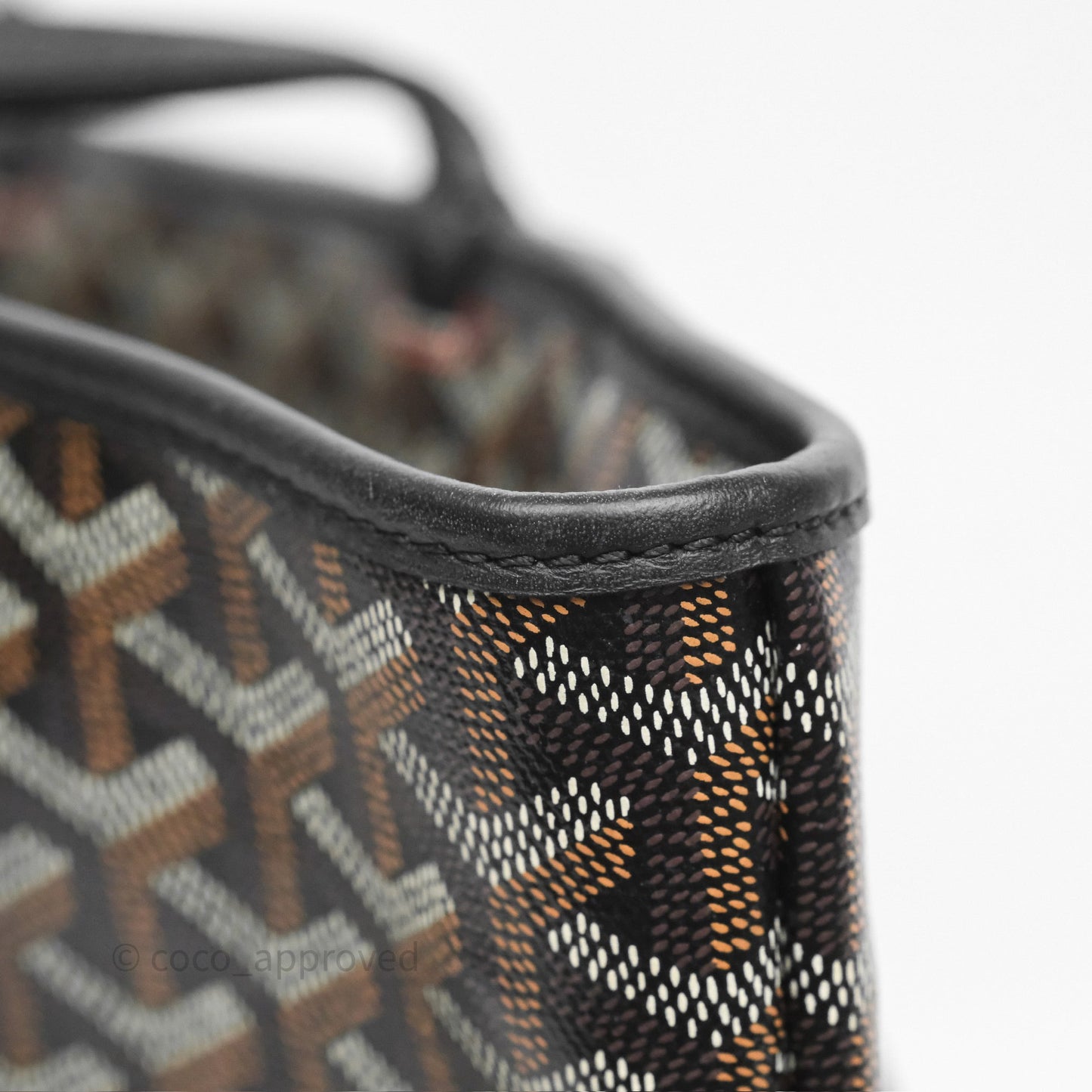Goyard Artois Tote PM⁣⁣⁣⁣⁣⁣⁣⁣⁣⁣⁣⁣⁣⁣⁣⁣⁣⁣⁣⁣ Goyardine Canvas Black
