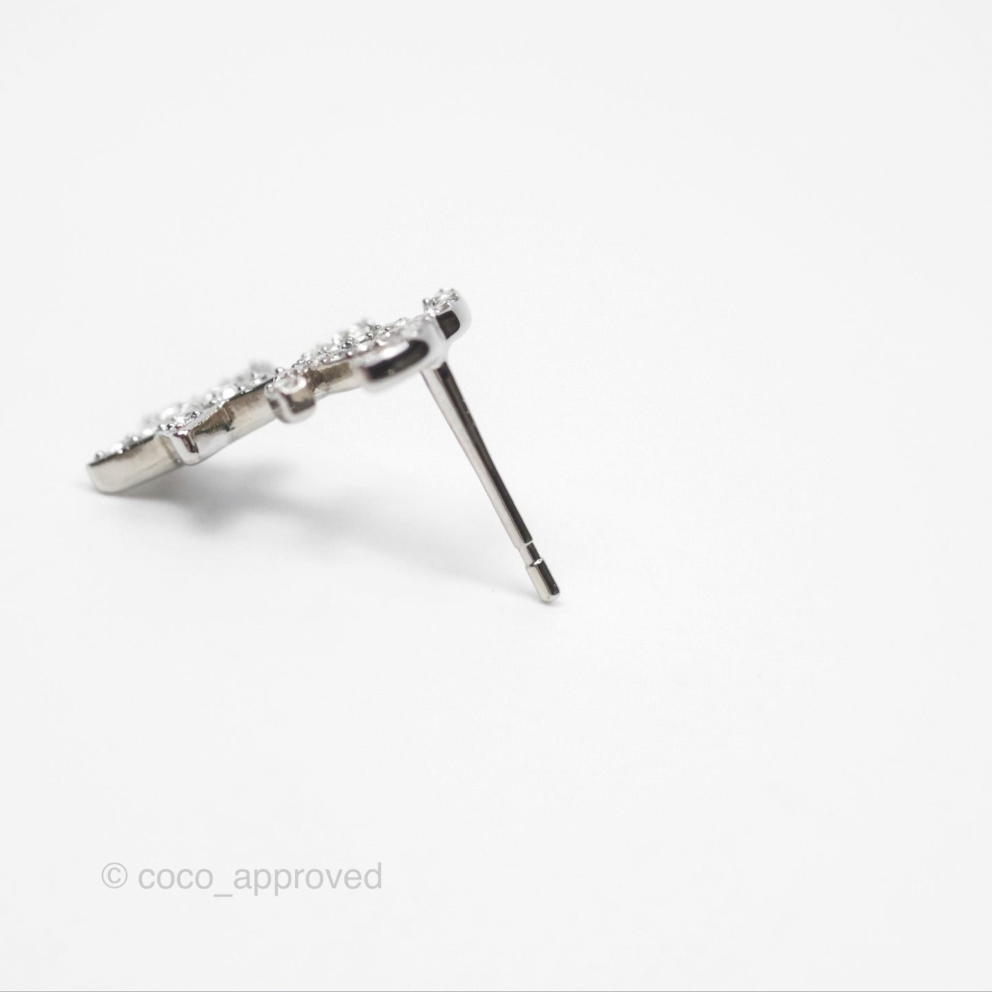 Chanel Crystal CC Star Earrings Silver Tone 20P