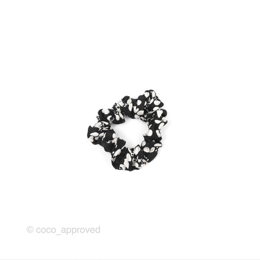 Chanel Floral Print Silk Hair Accessory in Black/ White