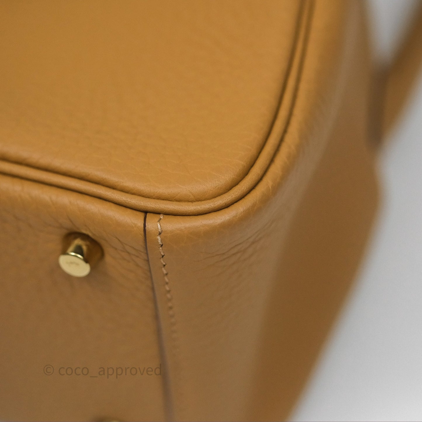 Hermès Mini Lindy 20 Biscuit 4B Clemence Gold Hardware With Rodeo