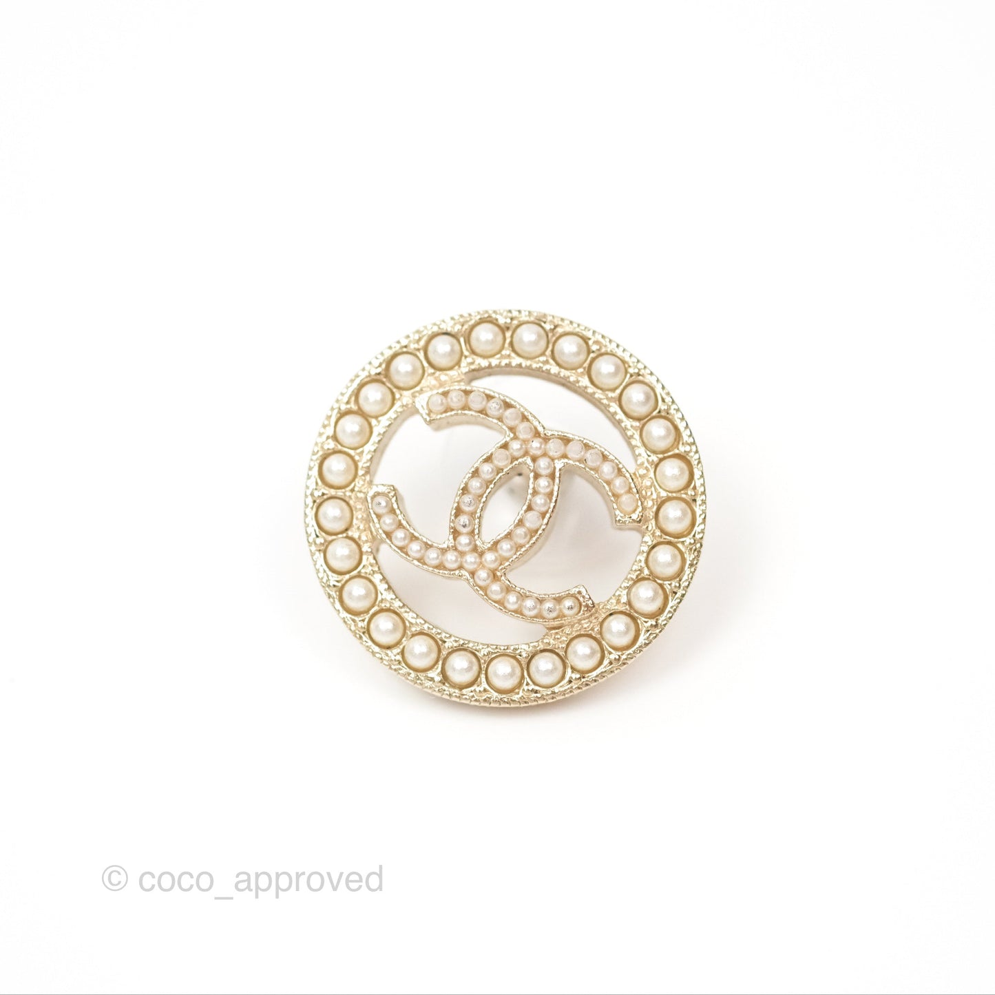 Chanel Pearl CC Round Earrings Gold Tone 17A