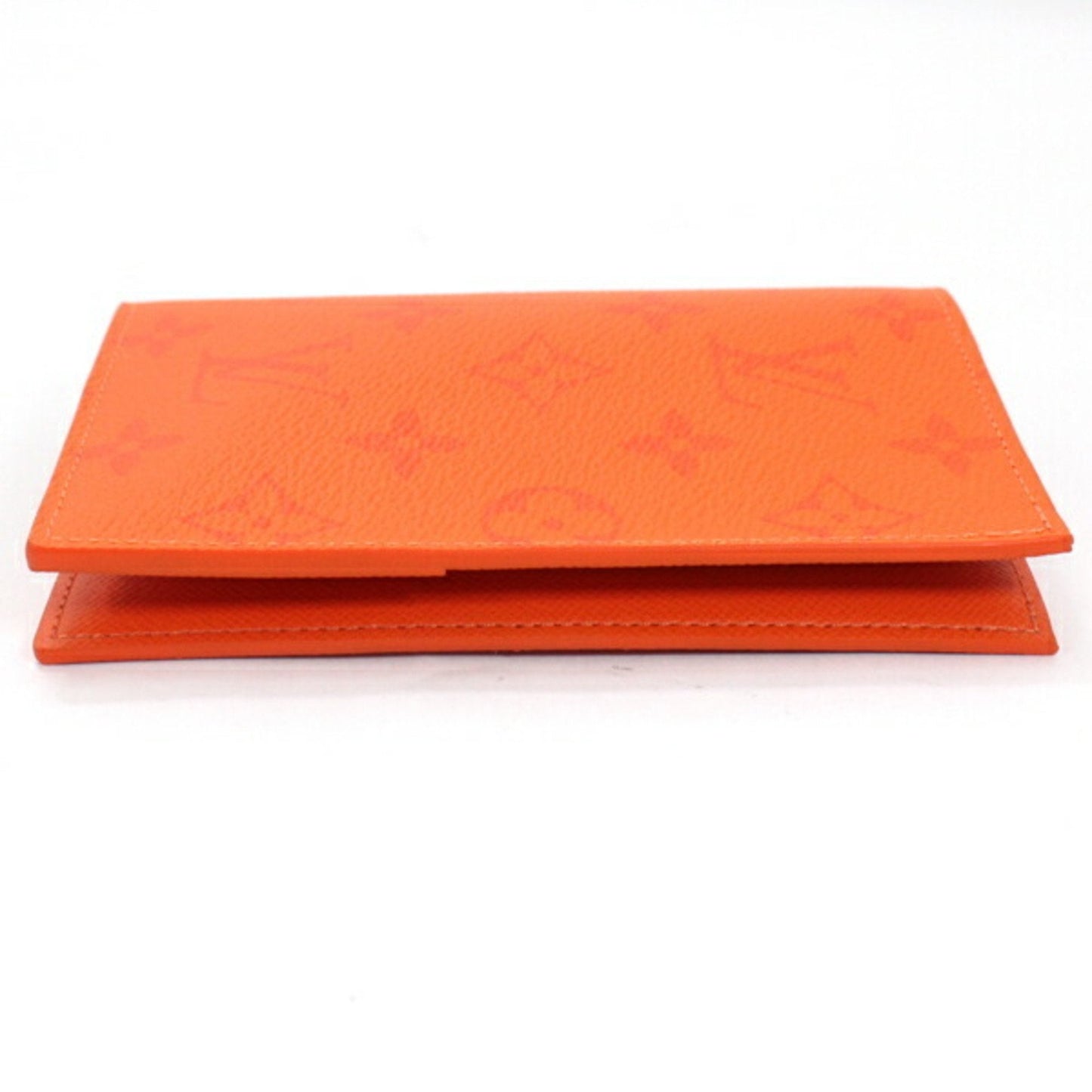 Louis Vuitton Taiga  Canvas Wallet  ()