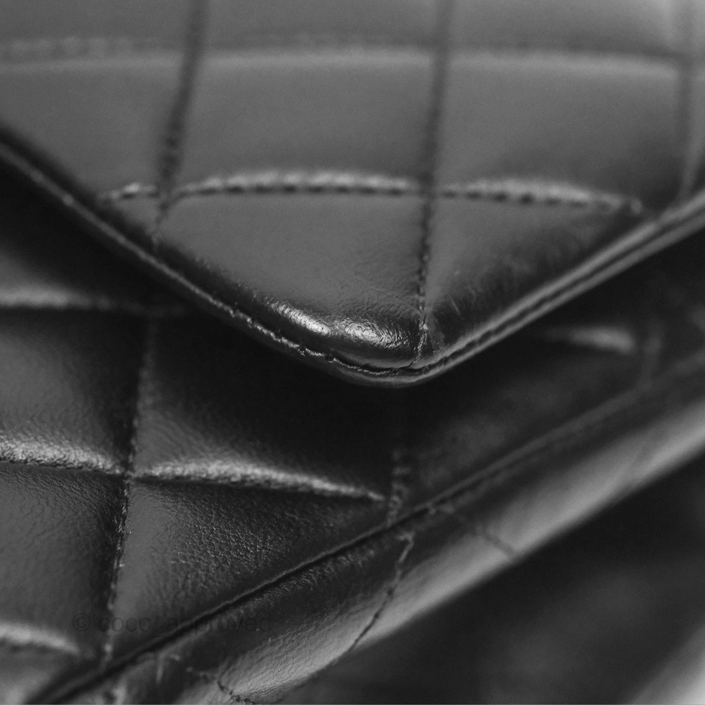 Chanel Classic M/L Medium Flap Quilted Black Lambskin Silver Hardware