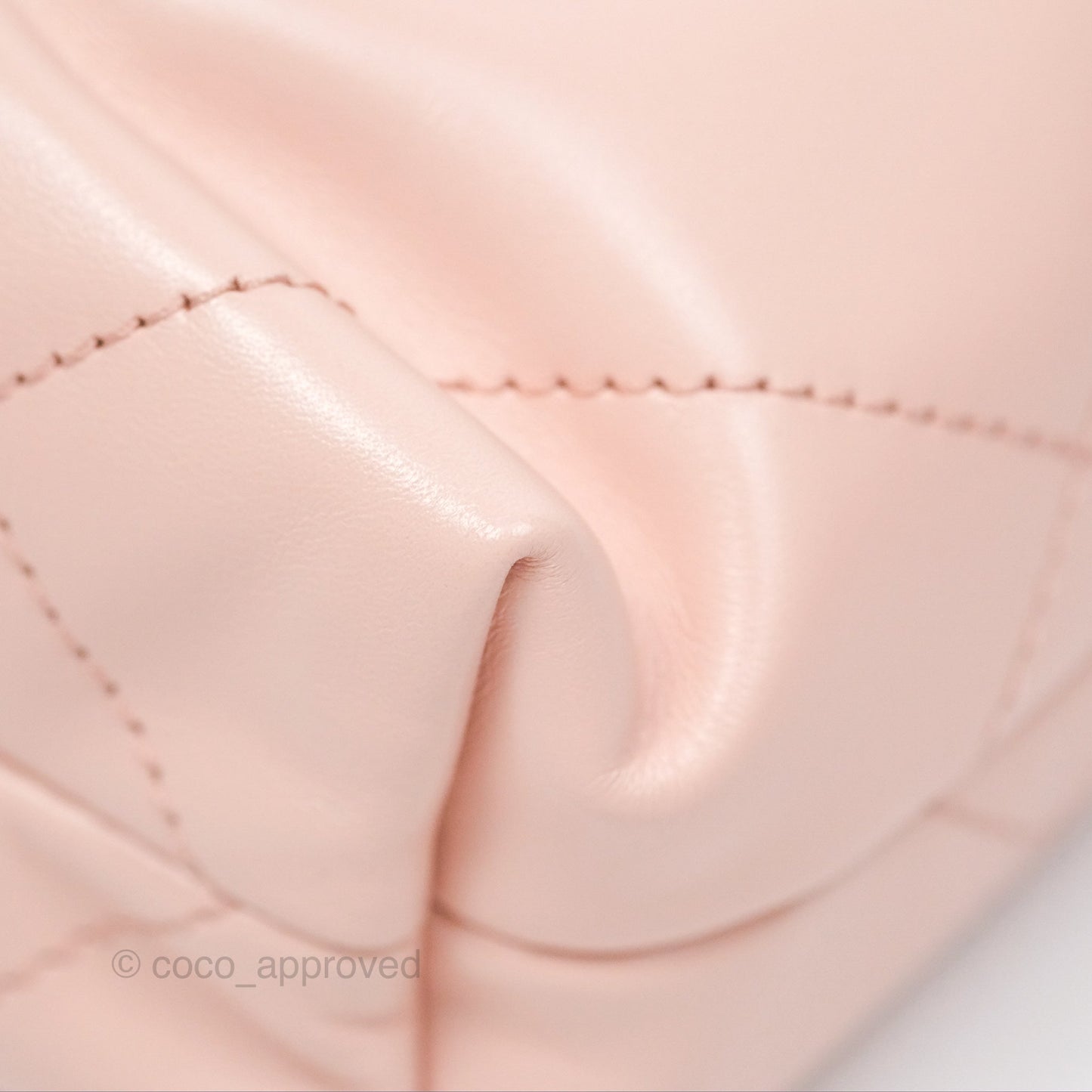 Chanel 22 Mini Bag Pink Shiny Crumpled Calfskin
