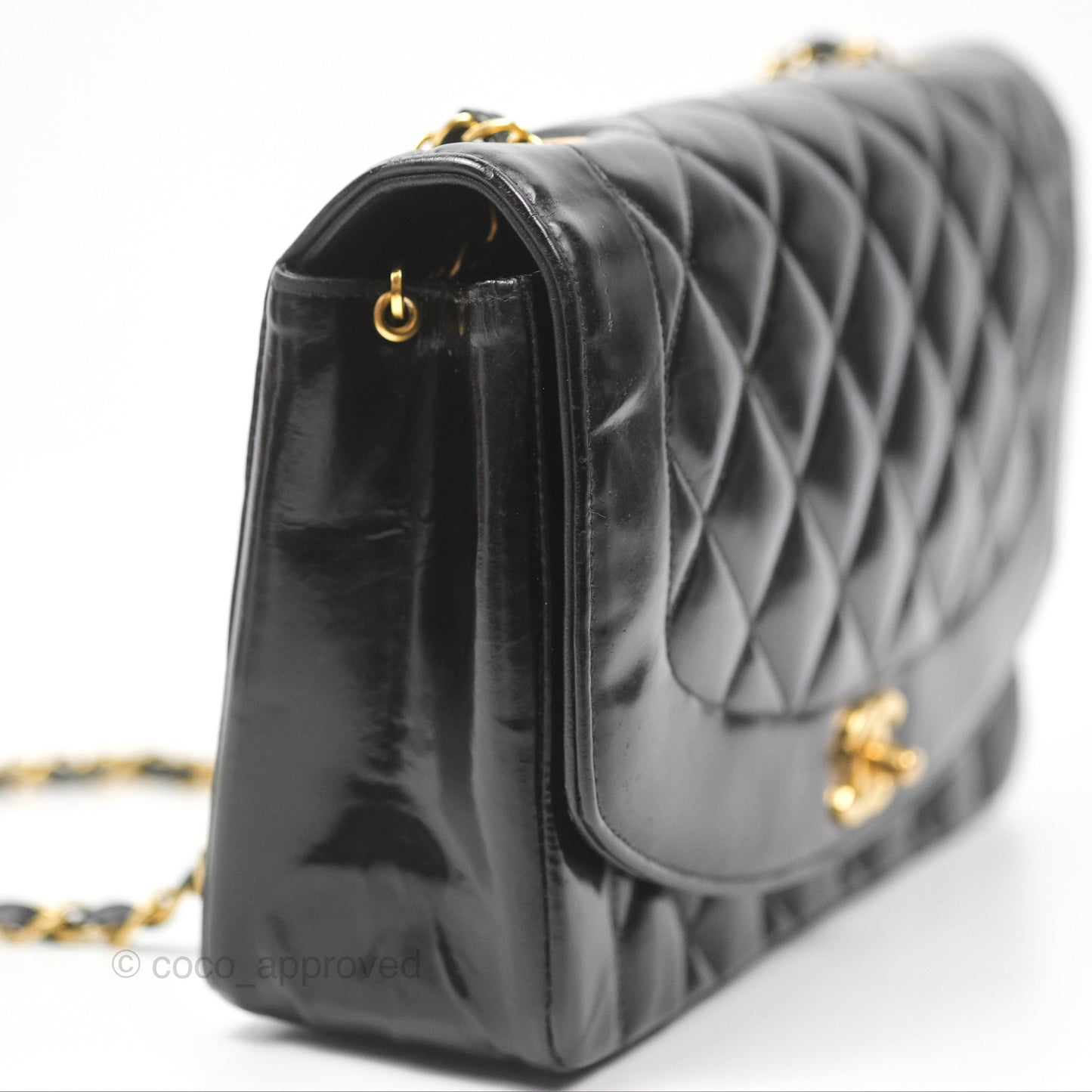 Chanel Vintage Quilted Medium Classic Diana Flap Bag Black 24K Gold Hardware