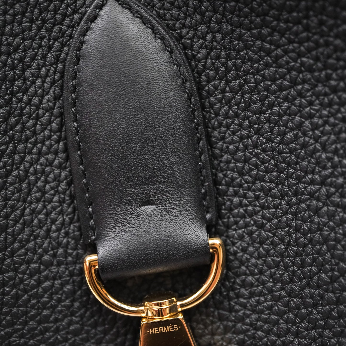 Hermes Arcon Bag Black Noir 89 Togo Gold Hardware