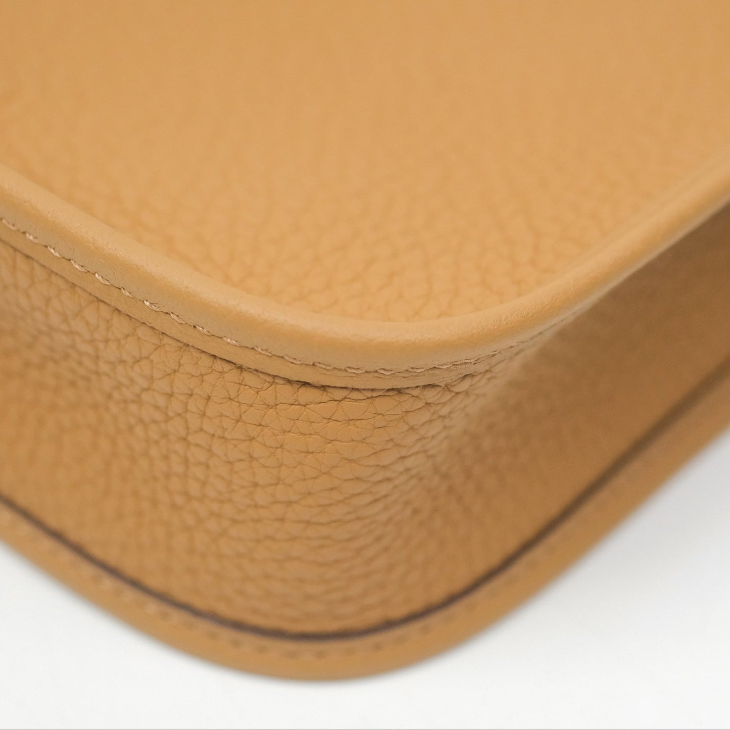 Hermès Mini Evelyne 16 Biscuit 48 Clemence Gold Hardware