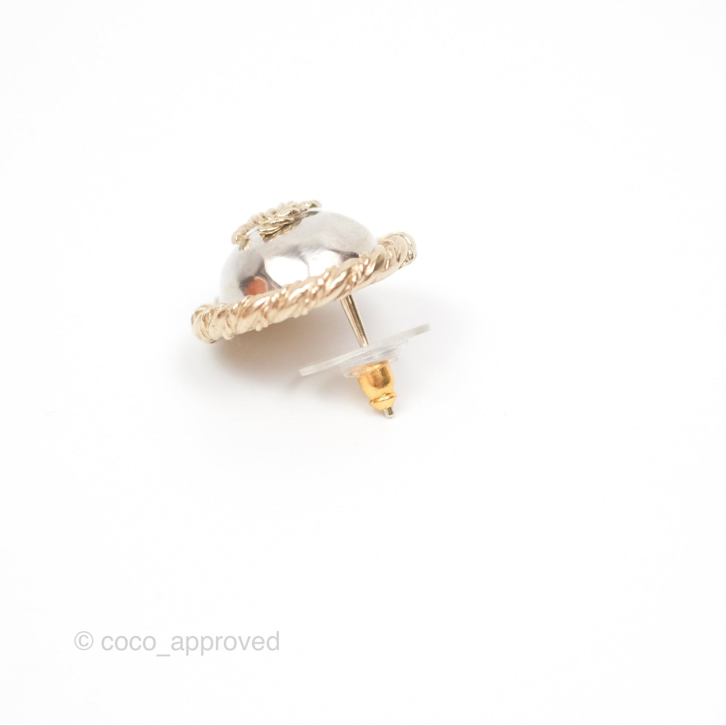Chanel CC Round Earrings Gold Tone 15B