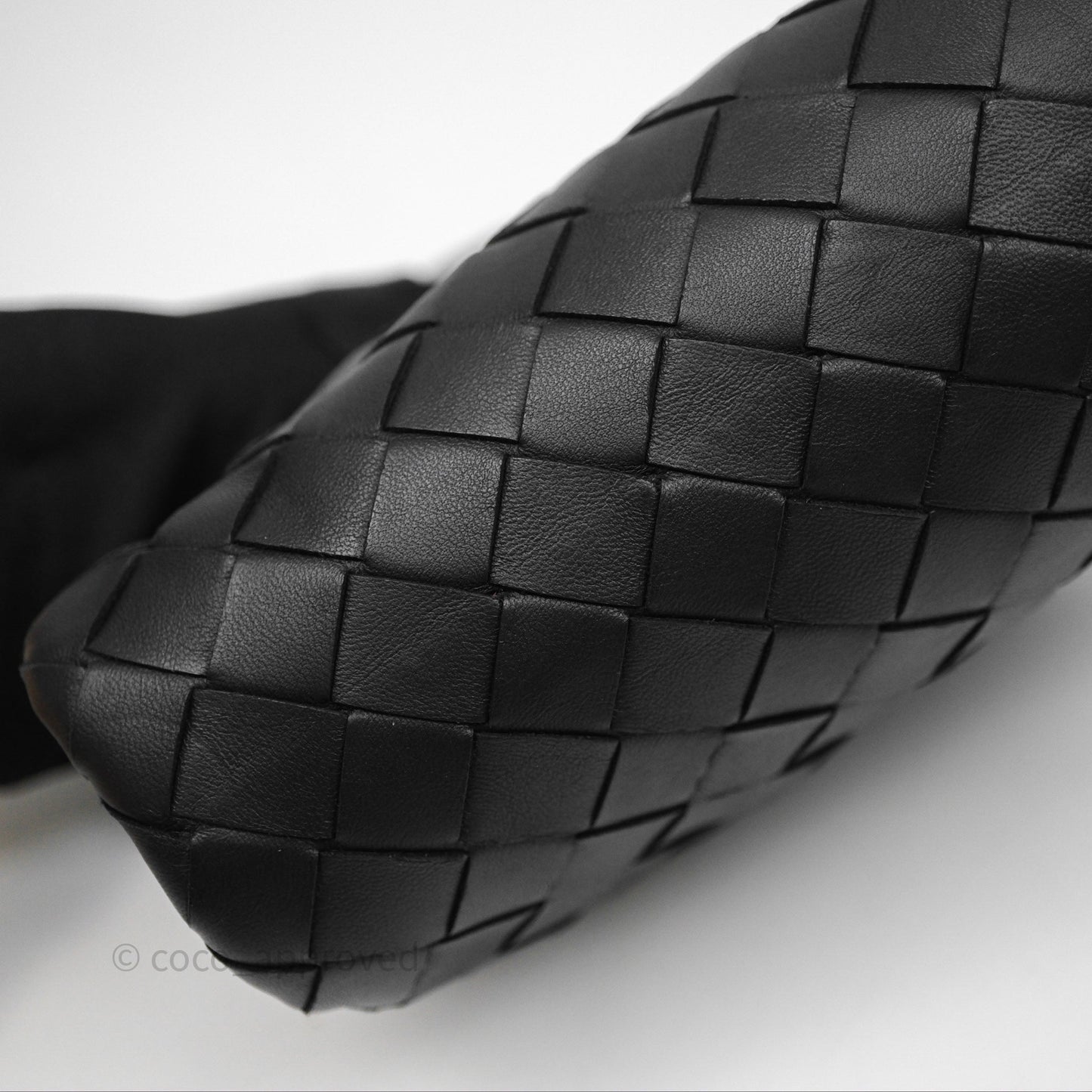 Bottega Veneta Mini Pouch Black Intrecciato Calfskin