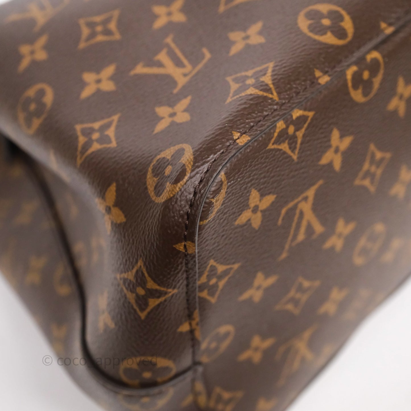 Louis Vuitton Neo Noe MM Monogram Canvas