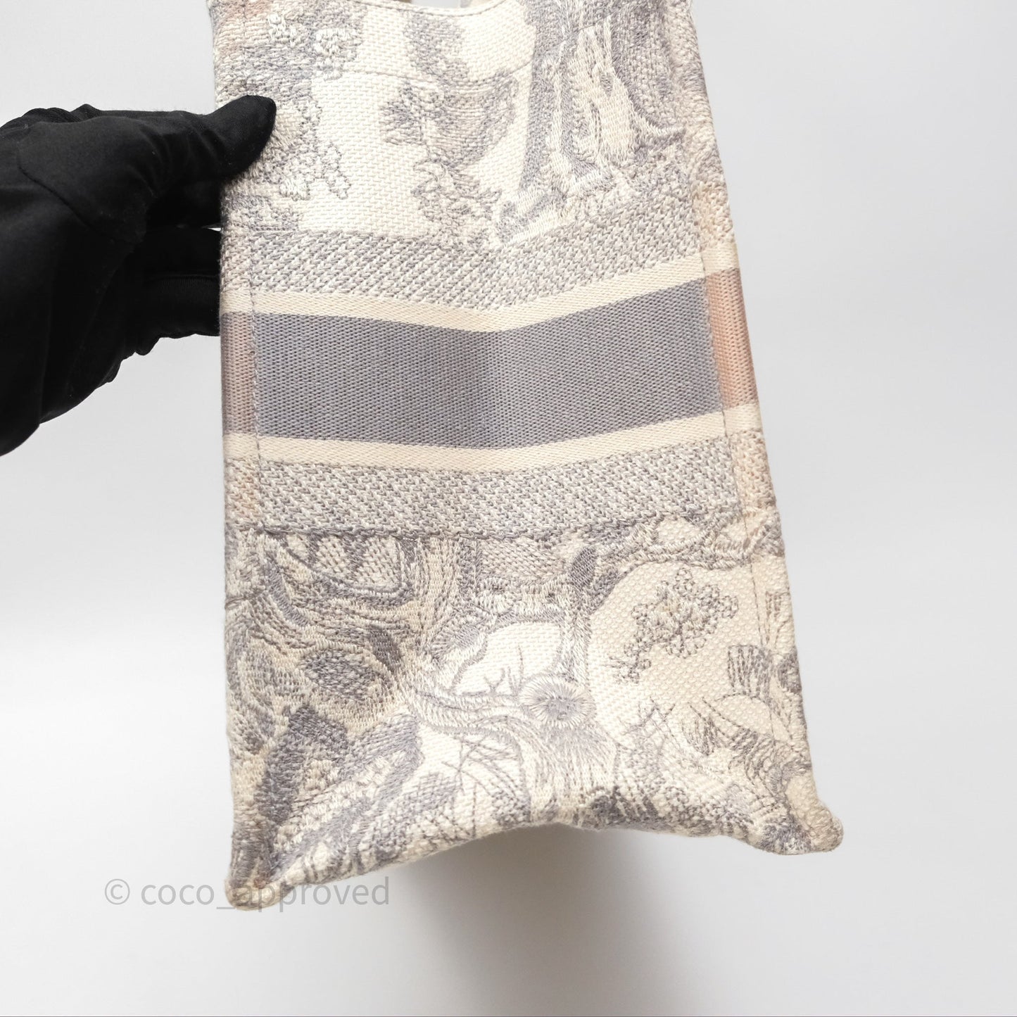 Christian Dior Medium (Old Small) Embroidered Toile De Jouy Light Grey Canvas Book Tote