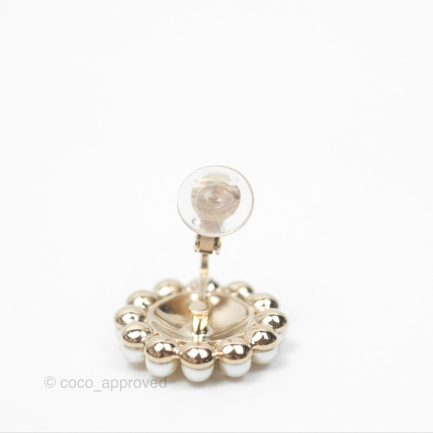 Chanel CC Pearl Round Ear Clips Gold Tone 20S