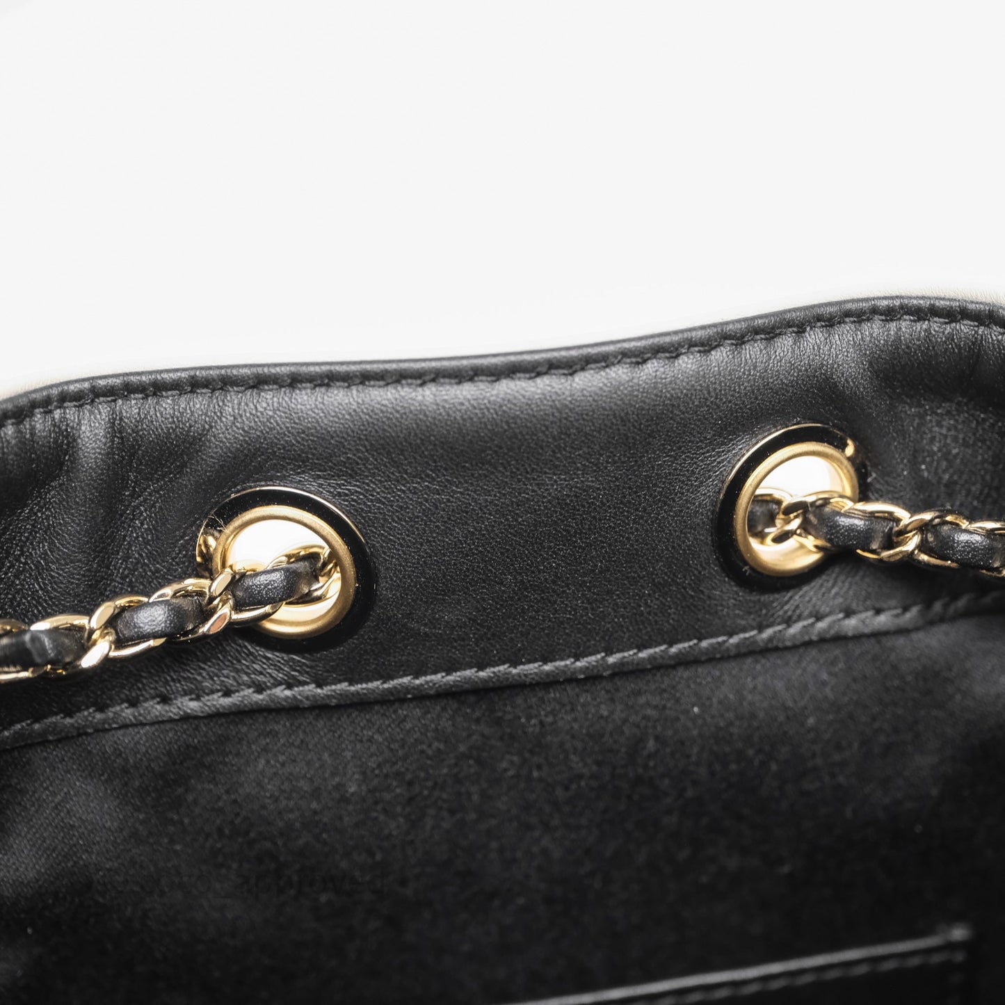 Chanel 25 Mini Bag Black/ White Calfskin Gold Hardware