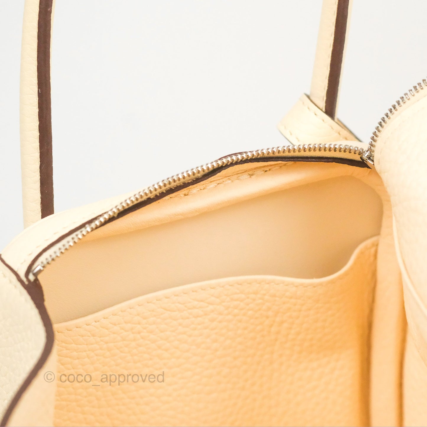 Hermès Lindy 26 Nata Taurillon Clemence Silver Hardware