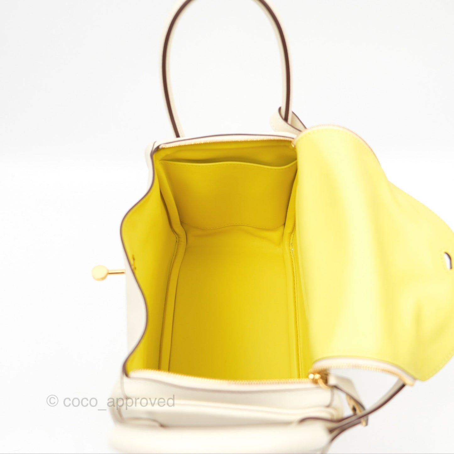Hermès Lindy 26 Nata/Lime Swift Gold Hardware