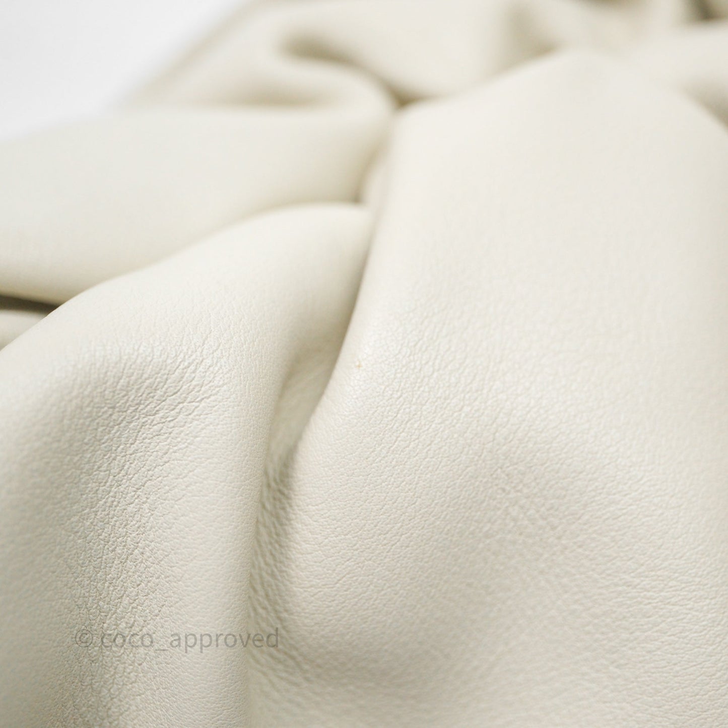 Bottega Veneta Chain Pouch Plaster Calfskin