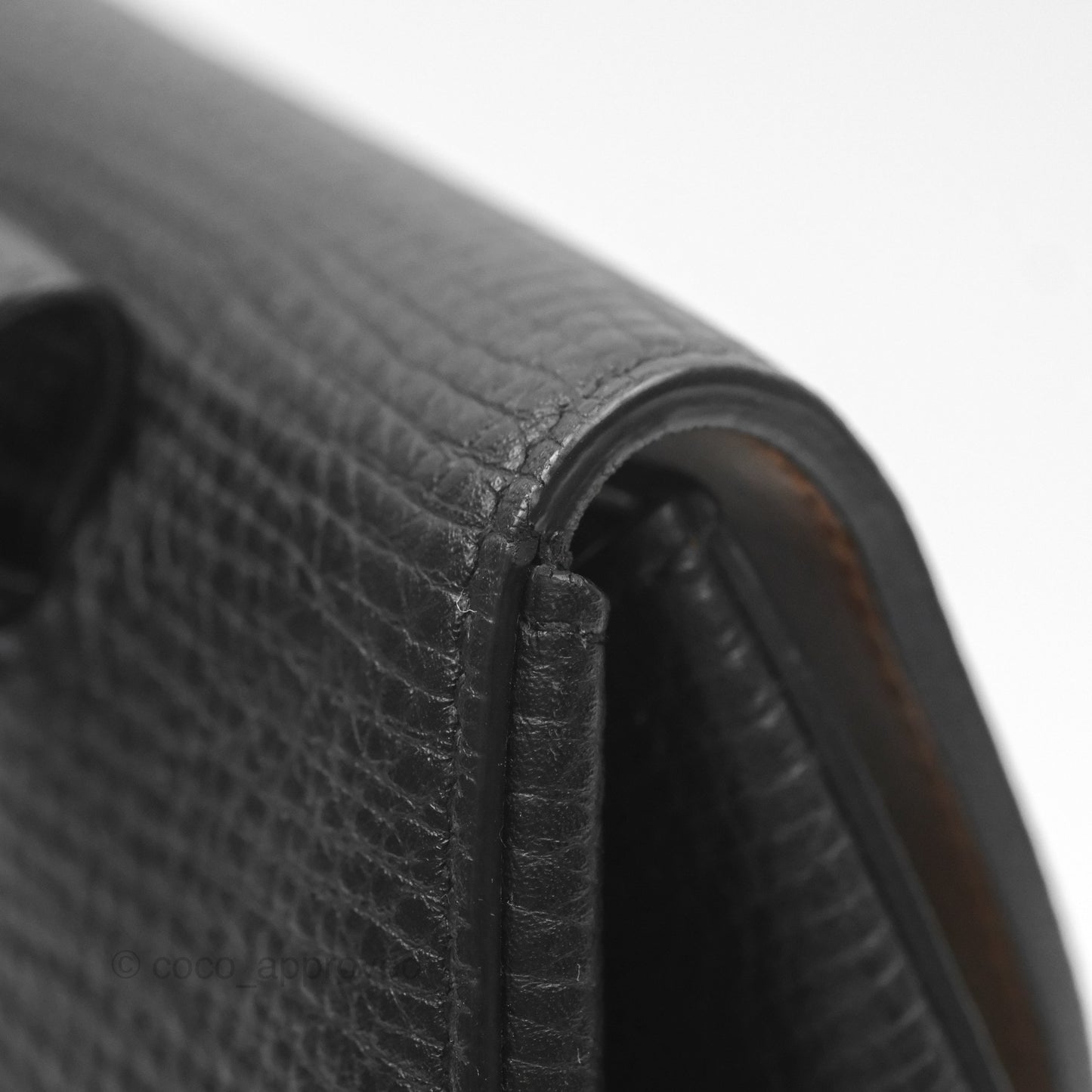 Bottega Veneta Palmellato Rounded Belt Bag Calfskin Black