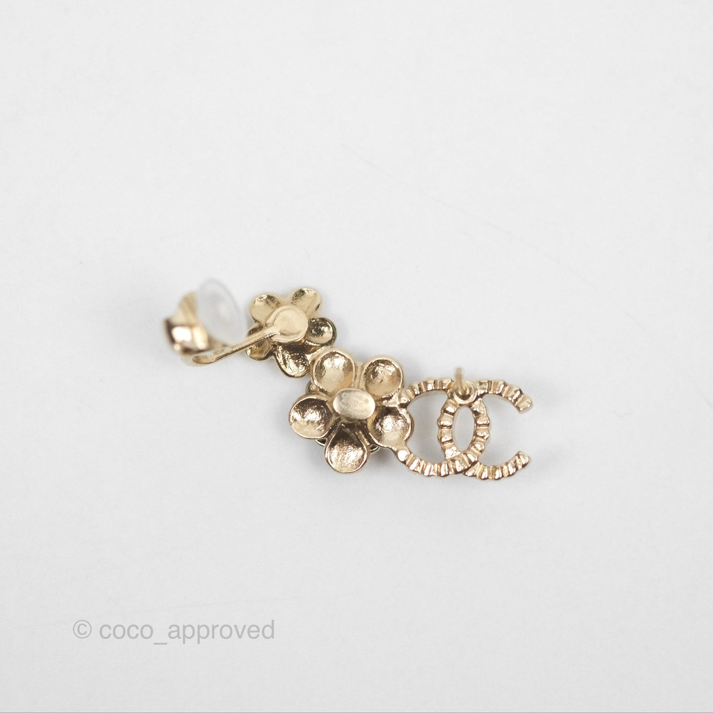 Chanel Crystal CC Black White Flower Earrings Ear Clip Gold Tone 21C