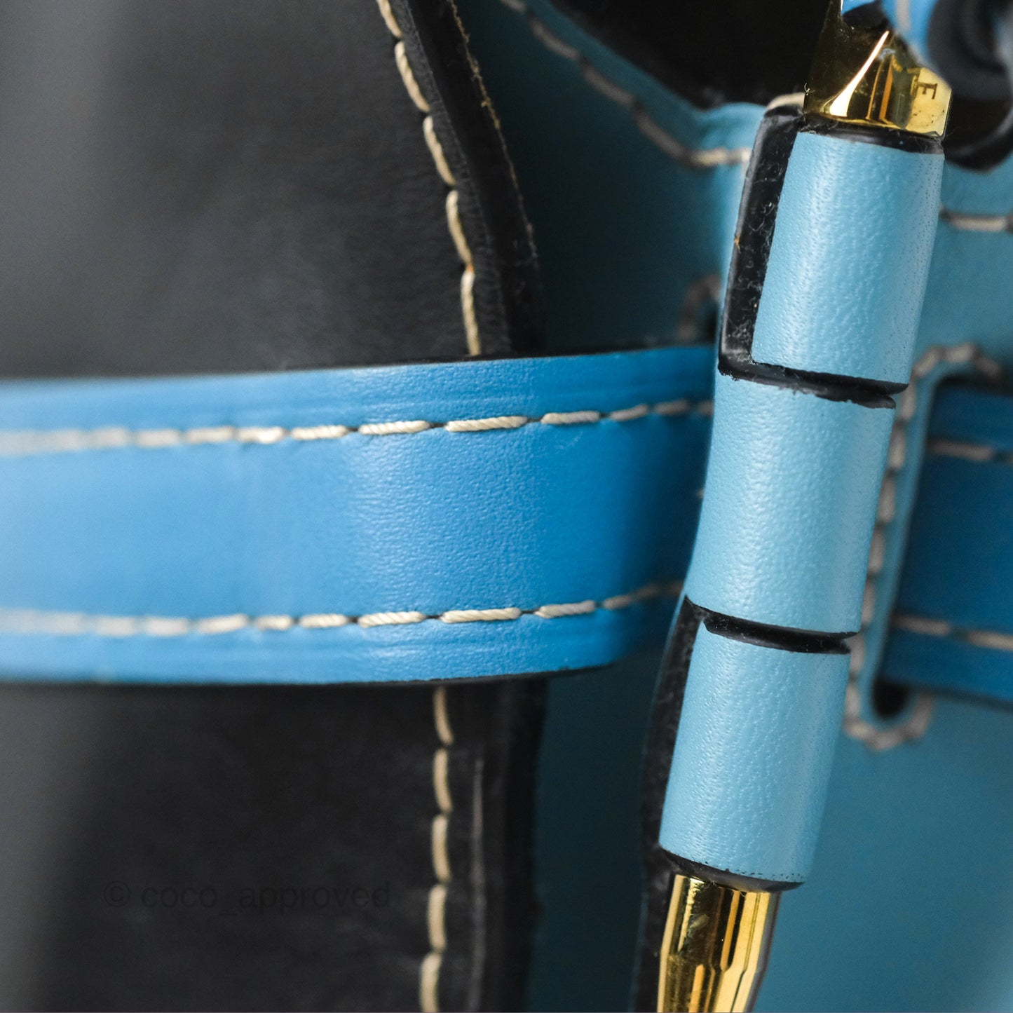 Loewe Small Gate Bag Smooth Calfskin in Black and Blue