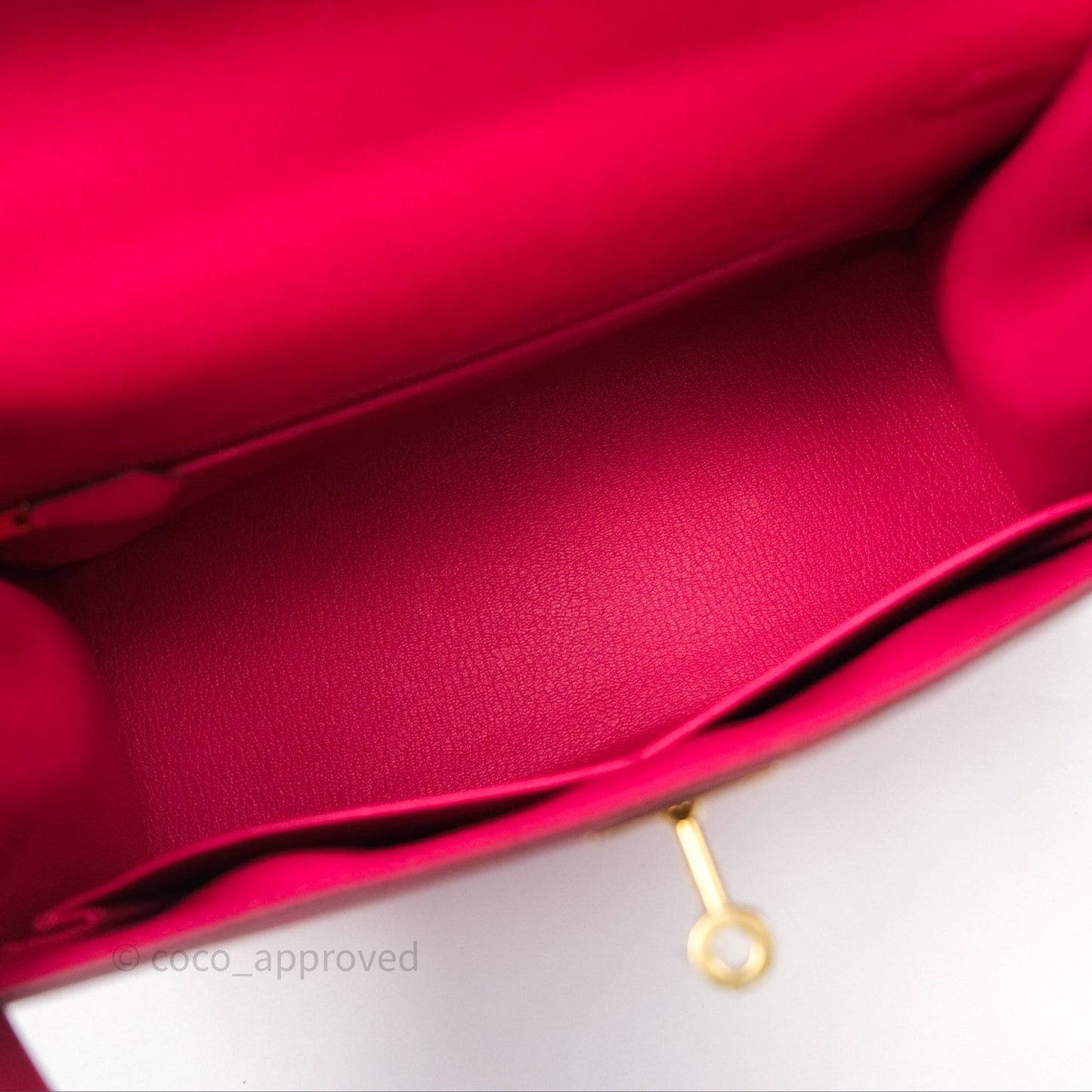 Hermès Kelly 28 Sellier Rose Extreme I6 Epsom Gold Hardware