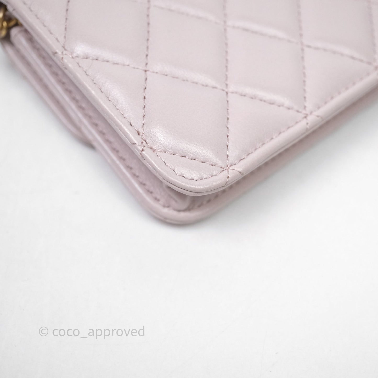 Chanel Pearl Crush Mini Clutch Belt Bag Lilac Lambskin Aged Gold Hardware