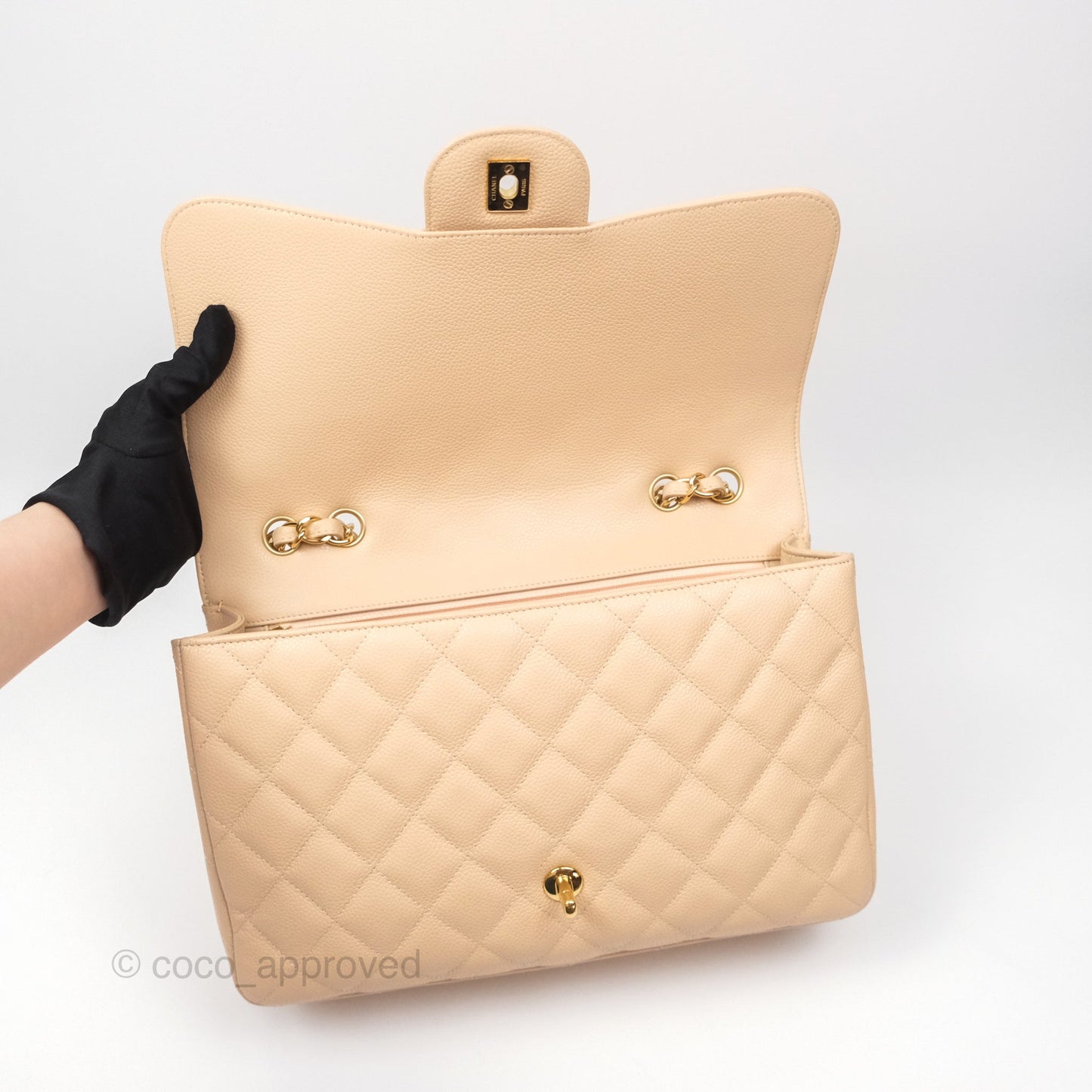 Chanel Jumbo Single Flap Quilted Beige Caviar Gold Hardware