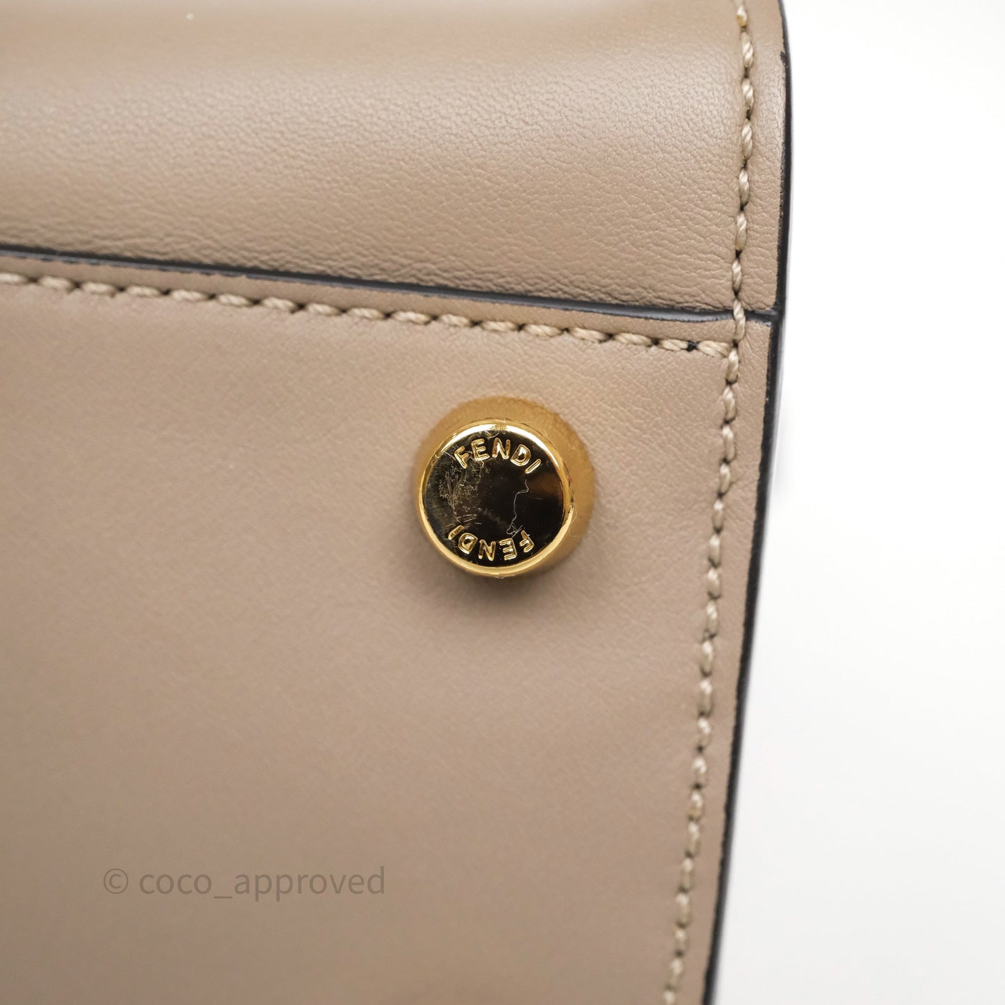 Fendi Peekaboo Iconic Essentially Bag Calfskin Beige