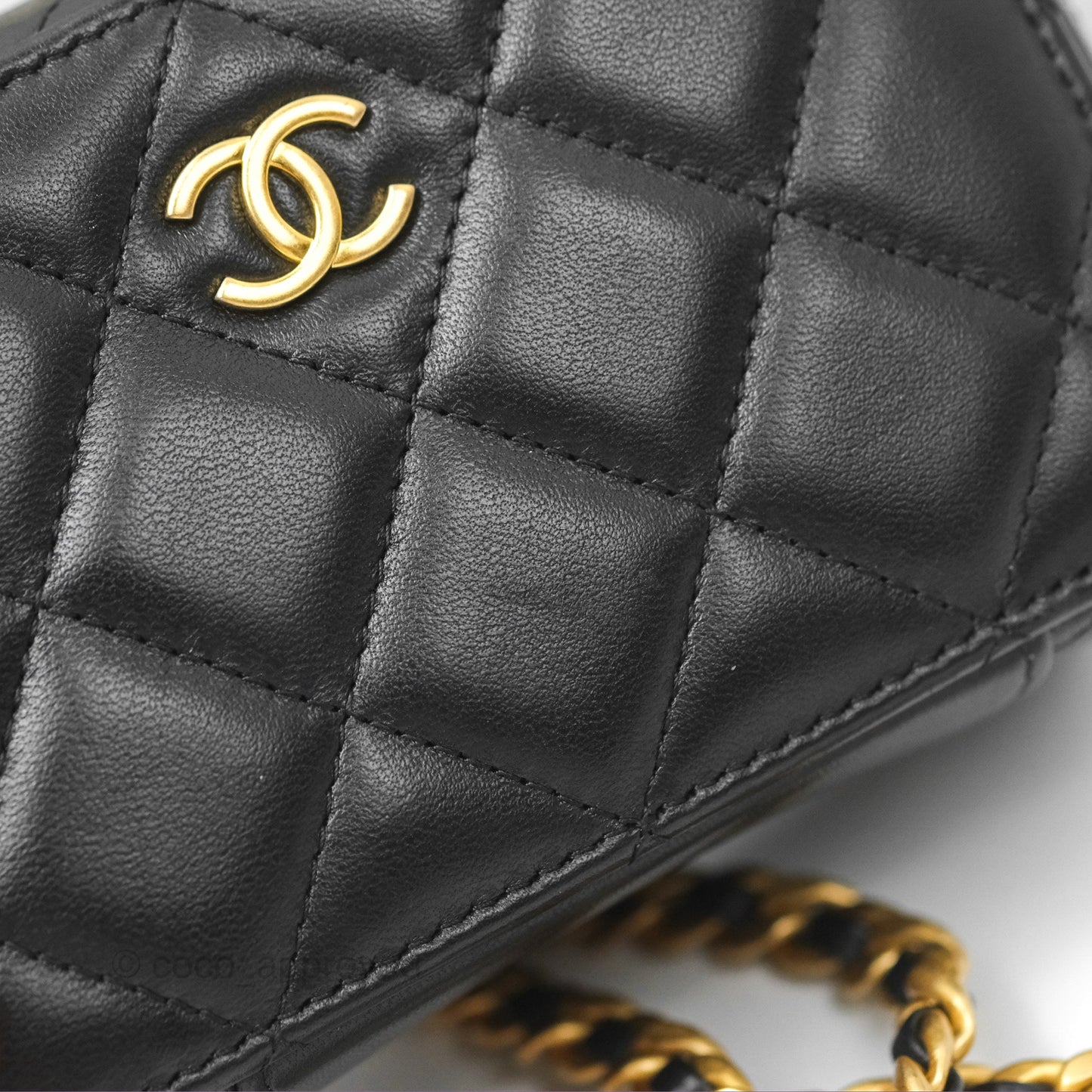Chanel Top Handle Vanity Case Black Lambskin Aged Gold Hardware 22A