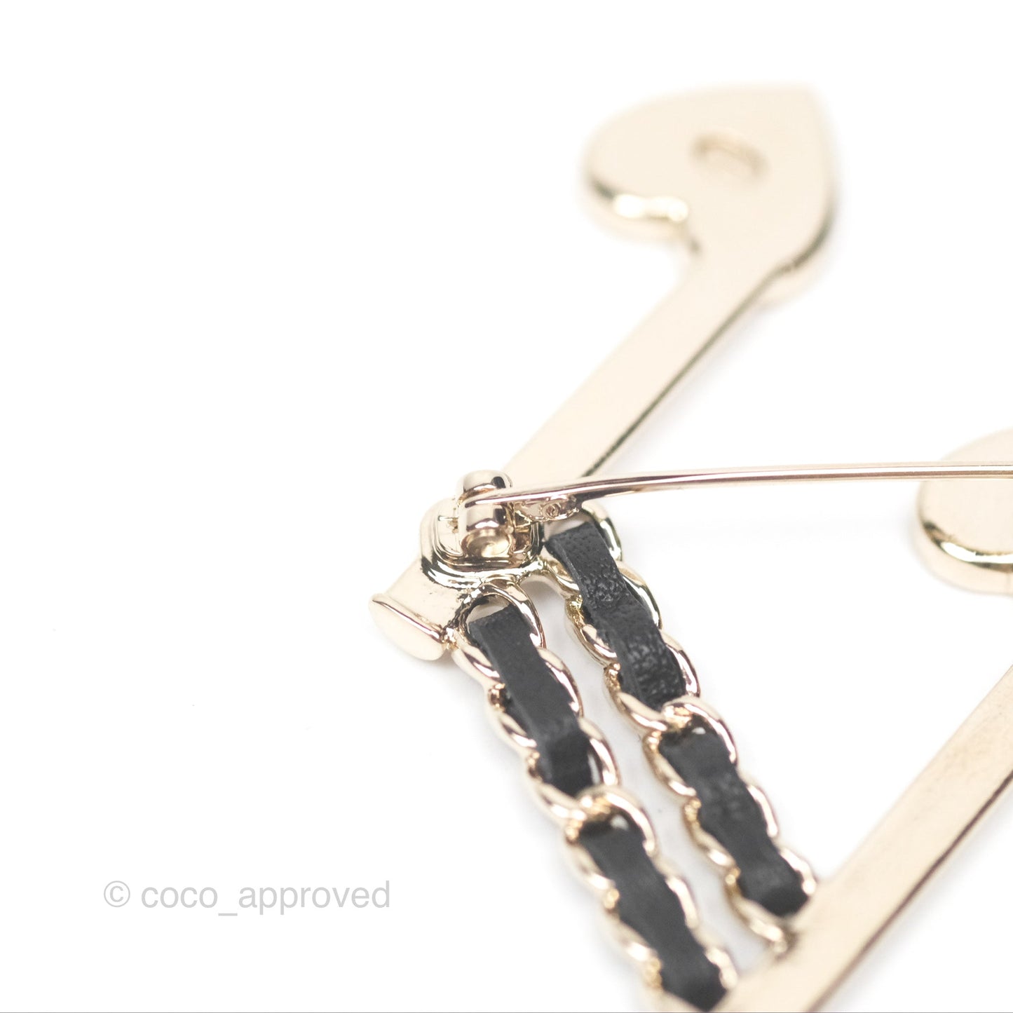 Chanel Heart Studded Street Style With Jewels Brooch Gold Tone 24A