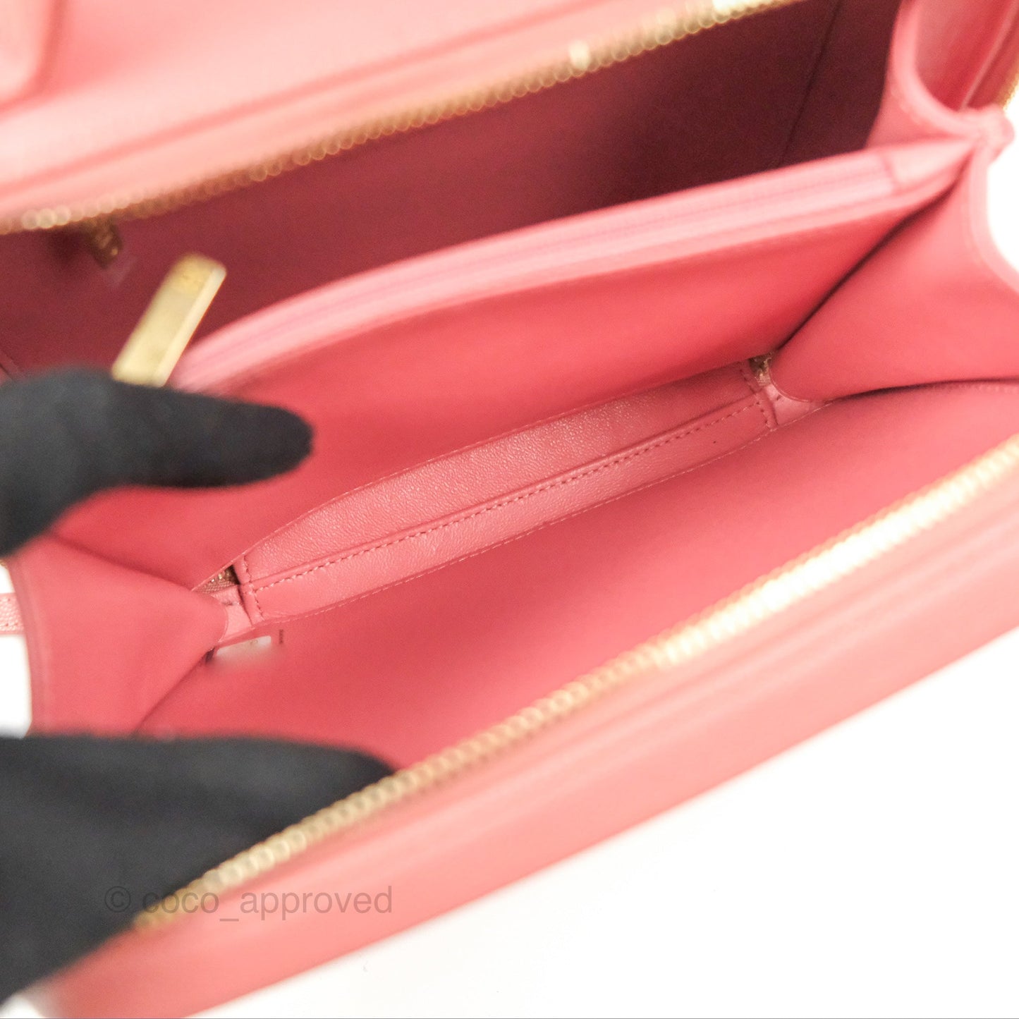 Chanel Quilted Medium CC Filigree Vanity Case Pink Caviar Gold Hardware