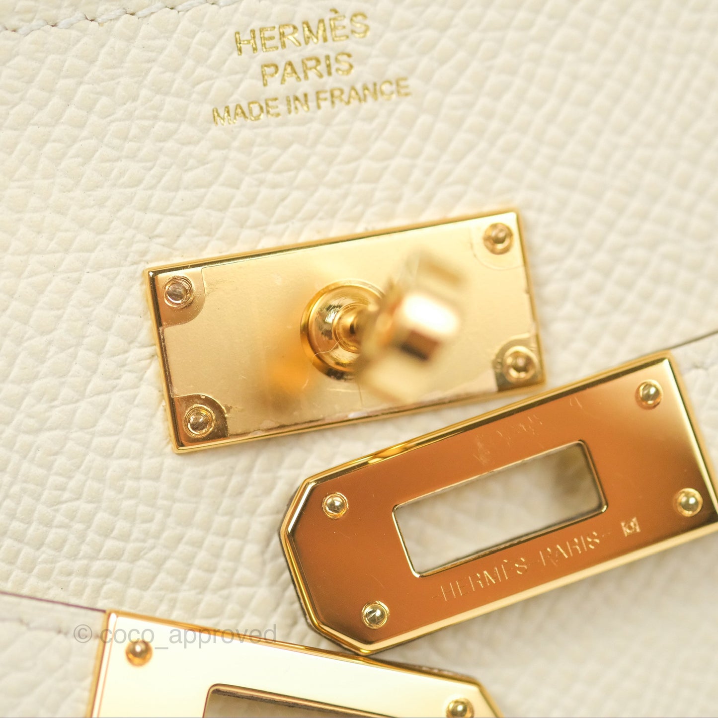 Hermès Kelly To Go Wallet Nata / Jaune Poussin Epsom Gold Hardware
