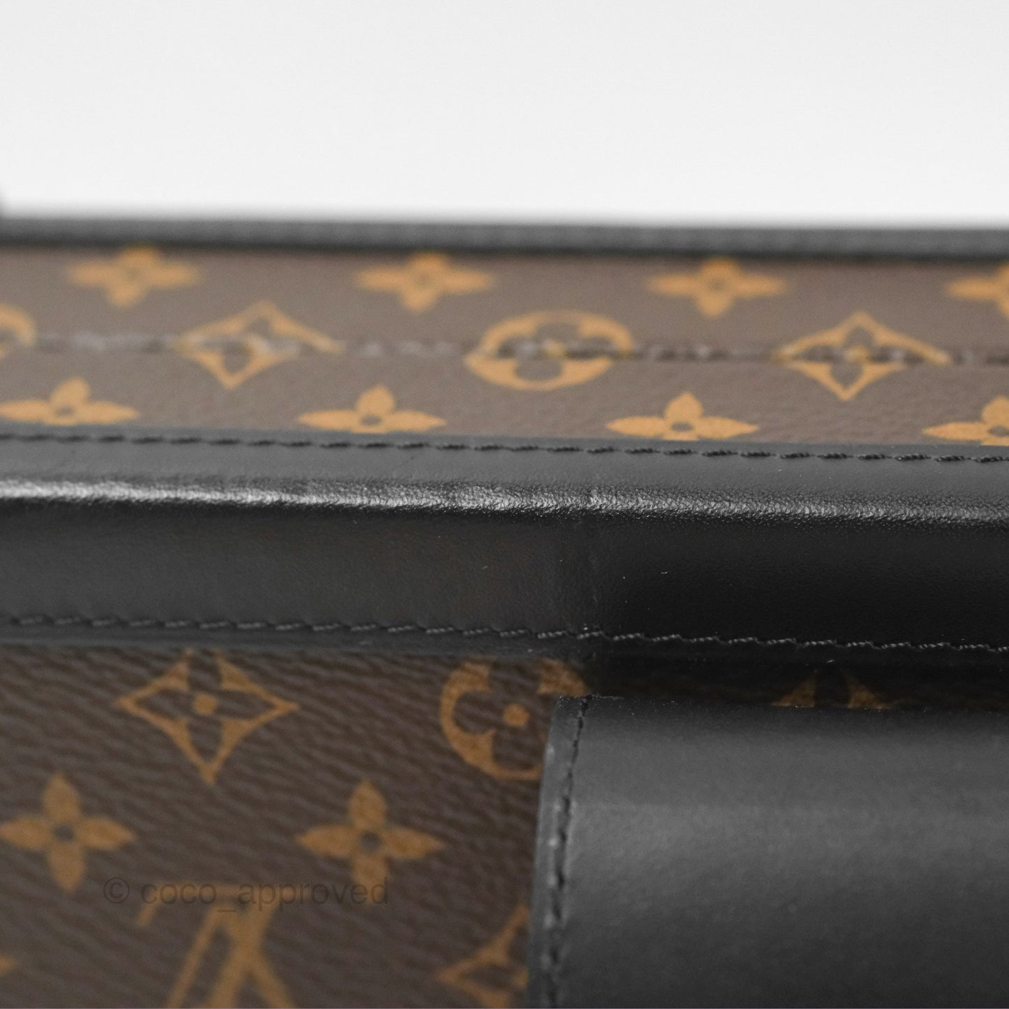 Louis Vuitton Monogram Petite Malle