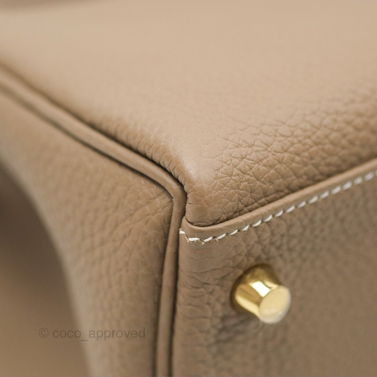 Hermès Kelly 28 Retourne Etoupe Togo Gold Hardware