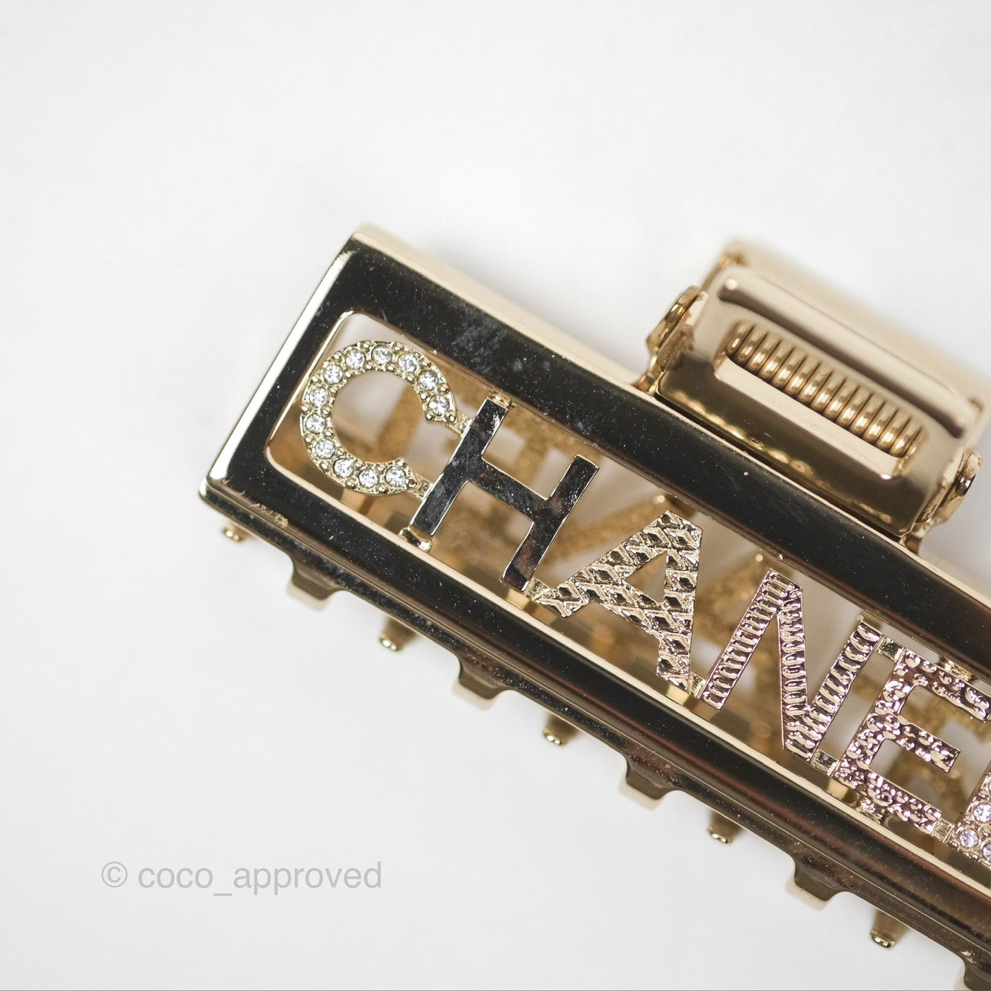 Chanel Crystal Logo Hair Claw Gold Tone 22P