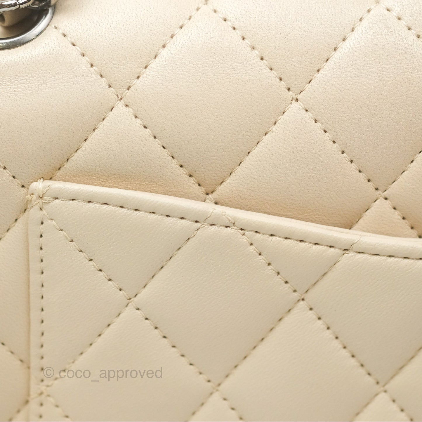 Chanel Classic M/L Medium Flap Quilted Pale Beige Lambskin Gun Metal