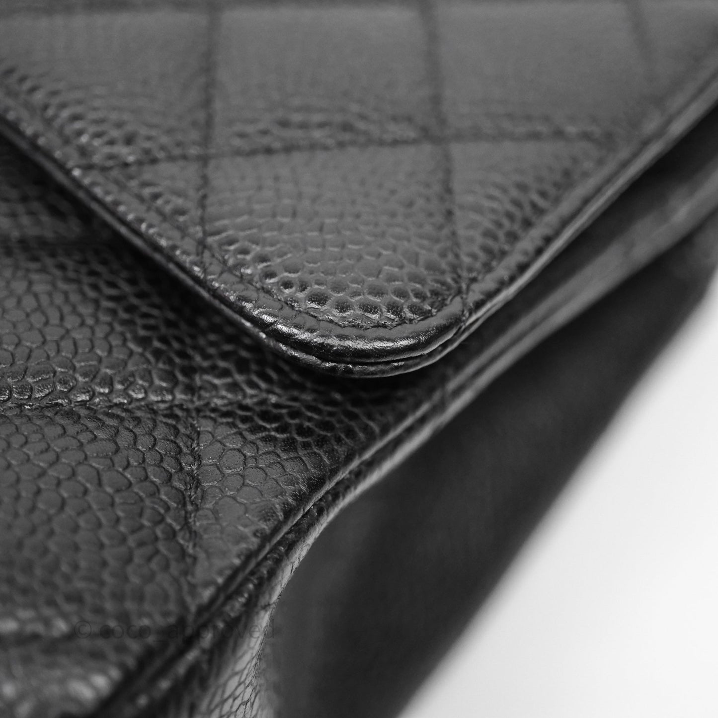 Chanel Classic M/L Medium Flap Quilted Black Caviar Gold Hardware