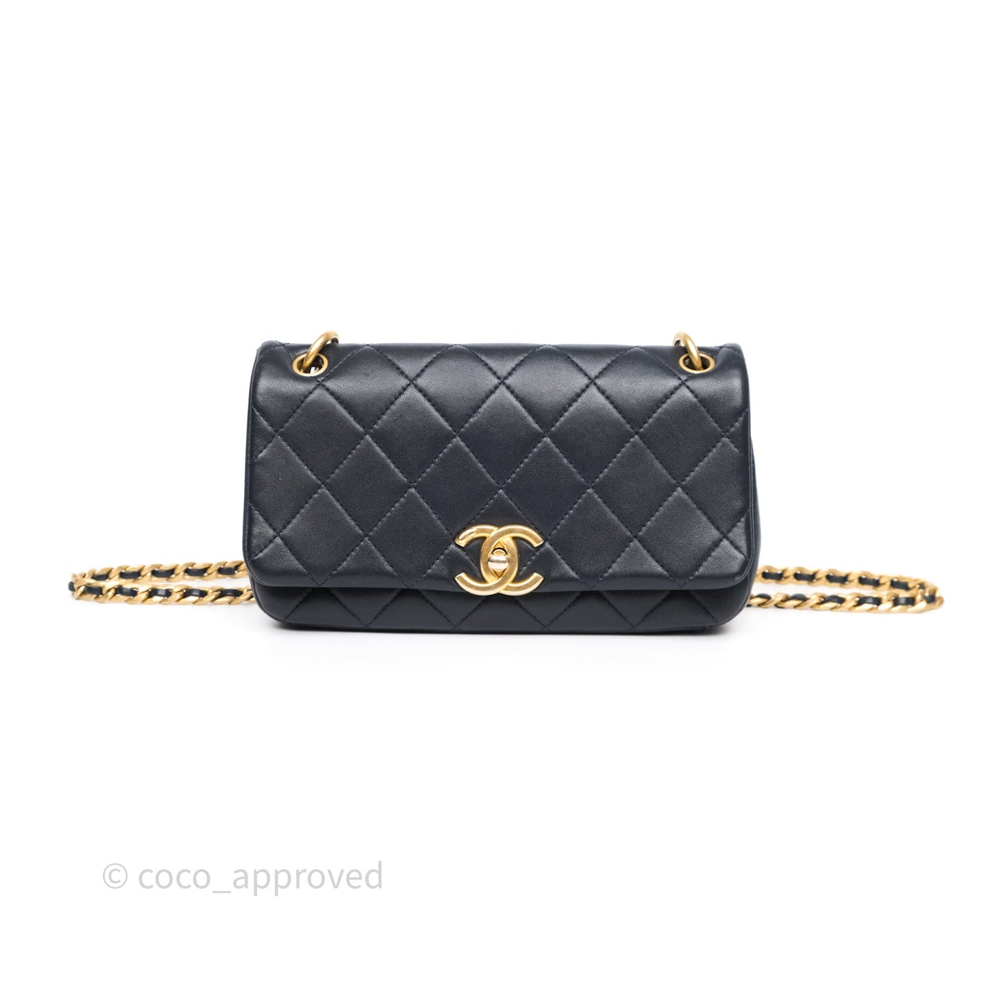 Chanel Quilted Entwined Chain Bag Navy Lambskin Aged Gold Hardware 21P